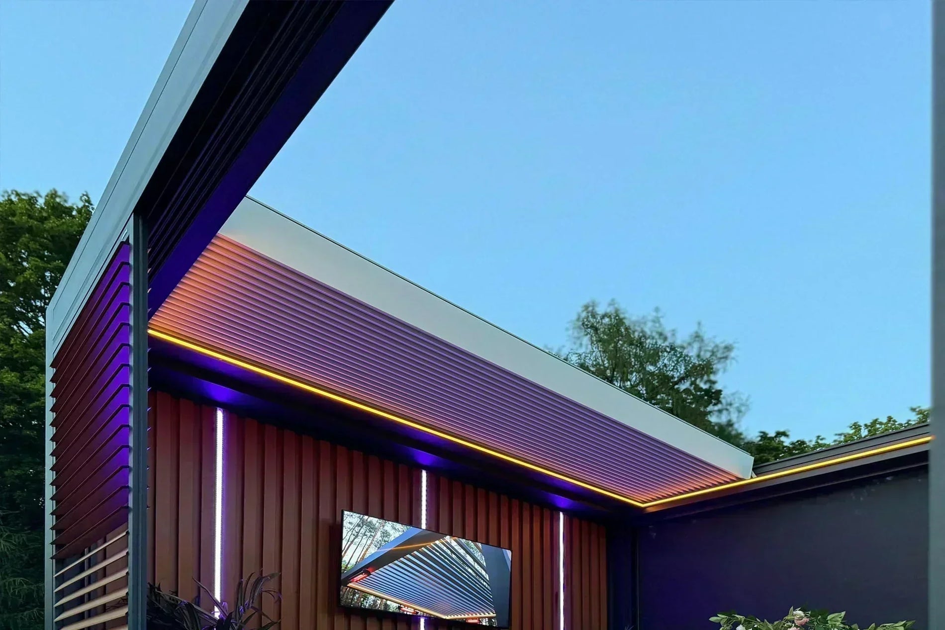 Lamellenpergolen für flexibles Licht, Schatten und modernes Design